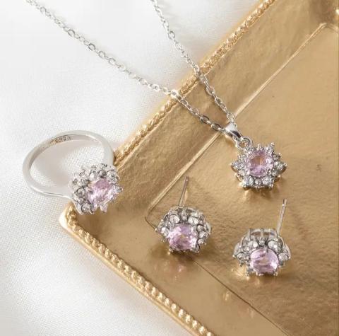 Women's Glimmering Circonia Fashion Jewelry Set